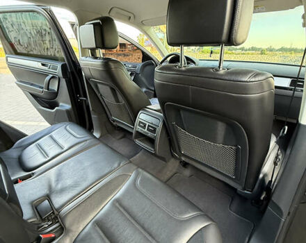 Чорний Фольксваген Туарег, об'ємом двигуна 2.97 л та пробігом 194 тис. км за 24000 $, фото 1 на Automoto.ua