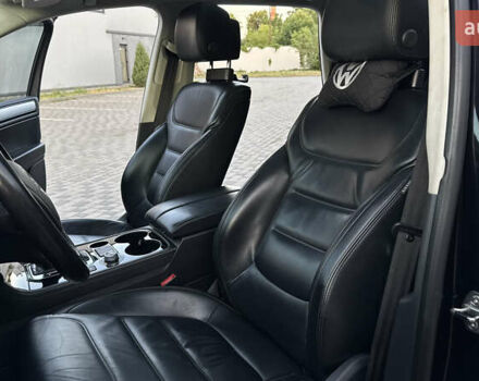 Черный Фольксваген Туарег, объемом двигателя 2.97 л и пробегом 288 тыс. км за 25850 $, фото 61 на Automoto.ua