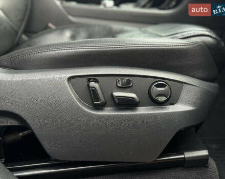 Черный Фольксваген Туарег, объемом двигателя 3 л и пробегом 242 тыс. км за 27999 $, фото 32 на Automoto.ua