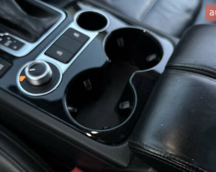 Черный Фольксваген Туарег, объемом двигателя 2.97 л и пробегом 288 тыс. км за 25850 $, фото 100 на Automoto.ua