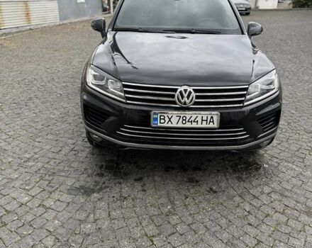 Черный Фольксваген Туарег, объемом двигателя 3 л и пробегом 224 тыс. км за 27000 $, фото 7 на Automoto.ua