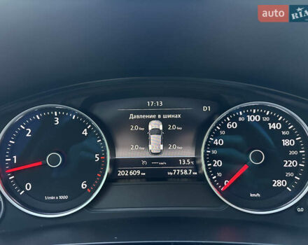 Черный Фольксваген Туарег, объемом двигателя 2.97 л и пробегом 202 тыс. км за 25800 $, фото 26 на Automoto.ua