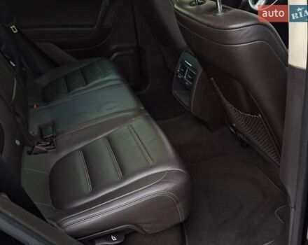 Черный Фольксваген Туарег, объемом двигателя 3 л и пробегом 187 тыс. км за 29970 $, фото 59 на Automoto.ua