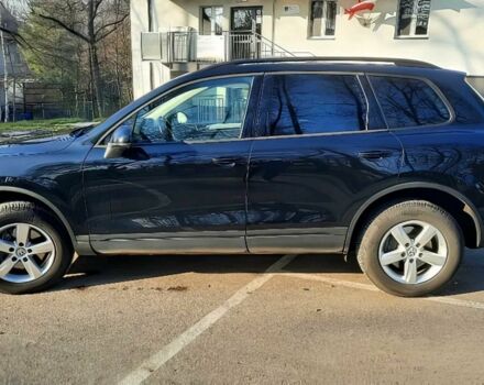 Черный Фольксваген Туарег, объемом двигателя 3 л и пробегом 76 тыс. км за 9300 $, фото 3 на Automoto.ua