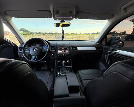 Чорний Фольксваген Туарег, об'ємом двигуна 2.97 л та пробігом 194 тис. км за 24000 $, фото 3 на Automoto.ua