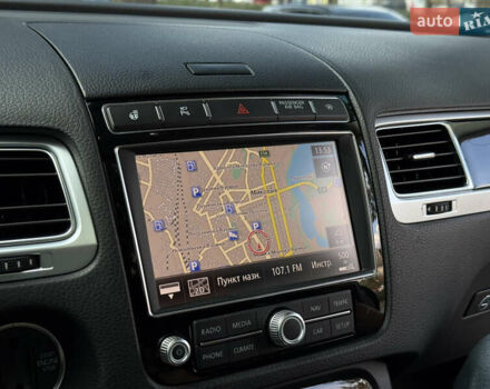 Черный Фольксваген Туарег, объемом двигателя 3 л и пробегом 212 тыс. км за 28999 $, фото 42 на Automoto.ua