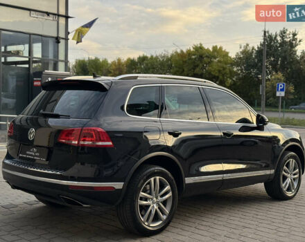 Черный Фольксваген Туарег, объемом двигателя 3 л и пробегом 242 тыс. км за 27999 $, фото 6 на Automoto.ua