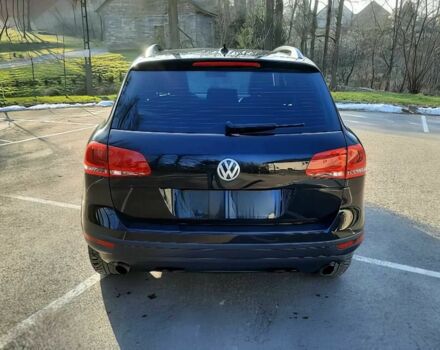 Черный Фольксваген Туарег, объемом двигателя 3 л и пробегом 76 тыс. км за 9300 $, фото 5 на Automoto.ua