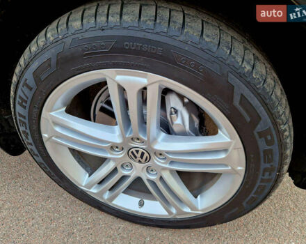 Черный Фольксваген Туарег, объемом двигателя 3 л и пробегом 225 тыс. км за 30000 $, фото 23 на Automoto.ua