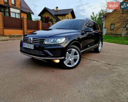 Черный Фольксваген Туарег, объемом двигателя 3 л и пробегом 225 тыс. км за 30000 $, фото 3 на Automoto.ua