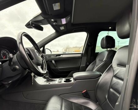 Черный Фольксваген Туарег, объемом двигателя 3 л и пробегом 68 тыс. км за 4700 $, фото 8 на Automoto.ua