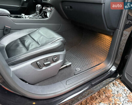 Чорний Фольксваген Туарег, об'ємом двигуна 3 л та пробігом 123 тис. км за 34900 $, фото 67 на Automoto.ua