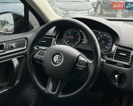 Чорний Фольксваген Туарег, об'ємом двигуна 3 л та пробігом 271 тис. км за 23900 $, фото 12 на Automoto.ua