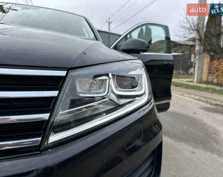 Чорний Фольксваген Туарег, об'ємом двигуна 3 л та пробігом 218 тис. км за 26800 $, фото 14 на Automoto.ua