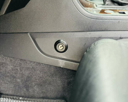 Черный Фольксваген Туарег, объемом двигателя 3 л и пробегом 253 тыс. км за 29999 $, фото 14 на Automoto.ua