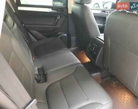 Чорний Фольксваген Туарег, об'ємом двигуна 2.97 л та пробігом 248 тис. км за 24800 $, фото 9 на Automoto.ua