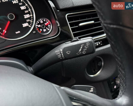 Чорний Фольксваген Туарег, об'ємом двигуна 3 л та пробігом 123 тис. км за 34900 $, фото 47 на Automoto.ua