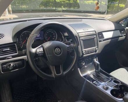 Черный Фольксваген Туарег, объемом двигателя 3 л и пробегом 90 тыс. км за 19000 $, фото 8 на Automoto.ua