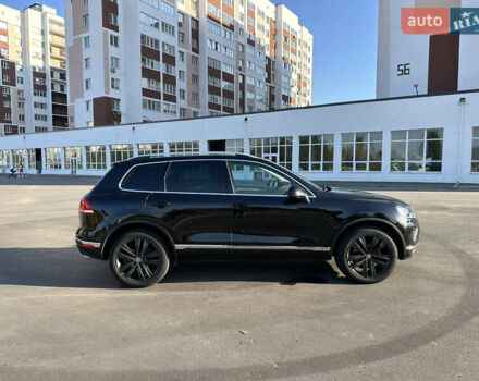 Чорний Фольксваген Туарег, об'ємом двигуна 3 л та пробігом 248 тис. км за 27500 $, фото 5 на Automoto.ua