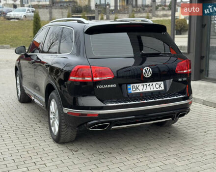 Черный Фольксваген Туарег, объемом двигателя 2.97 л и пробегом 131 тыс. км за 31000 $, фото 1 на Automoto.ua