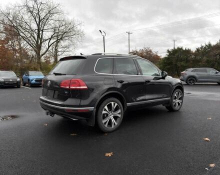 Черный Фольксваген Туарег, объемом двигателя 3 л и пробегом 67 тыс. км за 6500 $, фото 6 на Automoto.ua