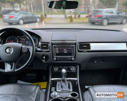 Черный Фольксваген Туарег, объемом двигателя 3 л и пробегом 120 тыс. км за 40950 $, фото 13 на Automoto.ua