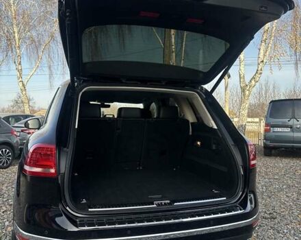 Чорний Фольксваген Туарег, об'ємом двигуна 3 л та пробігом 233 тис. км за 23900 $, фото 18 на Automoto.ua