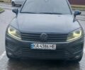 Черный Фольксваген Туарег, объемом двигателя 3.6 л и пробегом 135 тыс. км за 20000 $, фото 1 на Automoto.ua