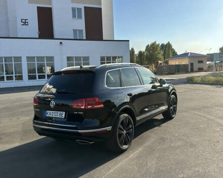 Чорний Фольксваген Туарег, об'ємом двигуна 3 л та пробігом 248 тис. км за 27500 $, фото 6 на Automoto.ua