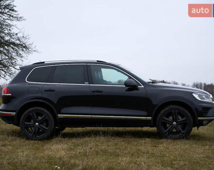 Черный Фольксваген Туарег, объемом двигателя 2.97 л и пробегом 259 тыс. км за 29700 $, фото 6 на Automoto.ua