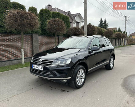 Чорний Фольксваген Туарег, об'ємом двигуна 3 л та пробігом 218 тис. км за 26800 $, фото 1 на Automoto.ua