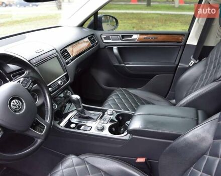 Чорний Фольксваген Туарег, об'ємом двигуна 2.97 л та пробігом 84 тис. км за 39500 $, фото 31 на Automoto.ua