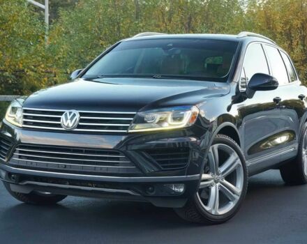 Черный Фольксваген Туарег, объемом двигателя 3.6 л и пробегом 53 тыс. км за 24000 $, фото 2 на Automoto.ua