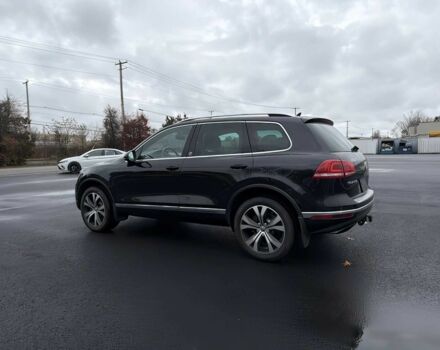 Черный Фольксваген Туарег, объемом двигателя 3 л и пробегом 68 тыс. км за 4700 $, фото 6 на Automoto.ua