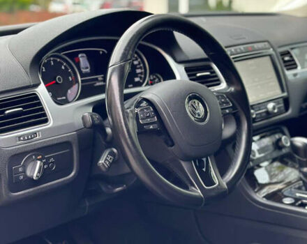 Чорний Фольксваген Туарег, об'ємом двигуна 2.97 л та пробігом 253 тис. км за 25500 $, фото 13 на Automoto.ua