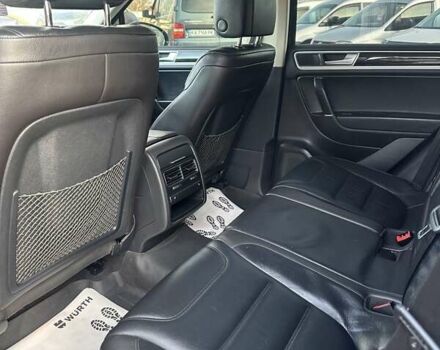 Чорний Фольксваген Туарег, об'ємом двигуна 3 л та пробігом 233 тис. км за 23900 $, фото 7 на Automoto.ua