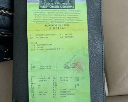 Черный Фольксваген Туарег, объемом двигателя 4.9 л и пробегом 230 тыс. км за 5450 $, фото 2 на Automoto.ua