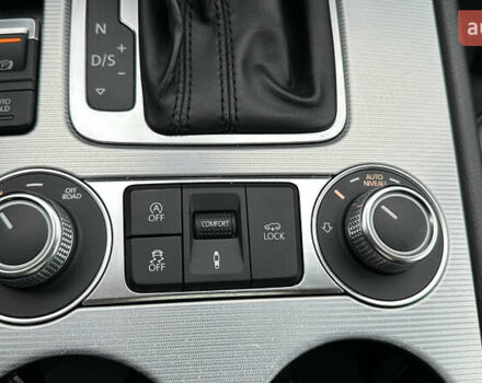 Черный Фольксваген Туарег, объемом двигателя 3 л и пробегом 223 тыс. км за 30000 $, фото 41 на Automoto.ua