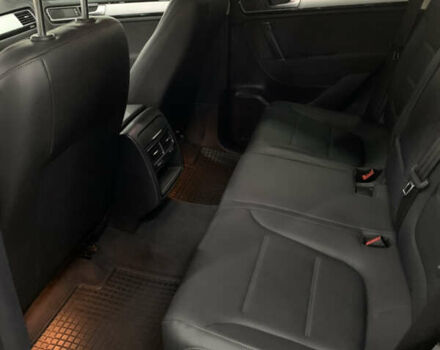 Чорний Фольксваген Туарег, об'ємом двигуна 3 л та пробігом 248 тис. км за 27500 $, фото 25 на Automoto.ua
