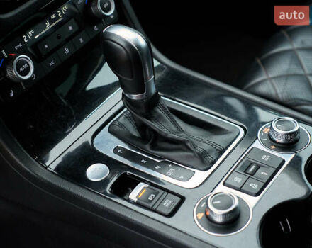 Черный Фольксваген Туарег, объемом двигателя 2.97 л и пробегом 259 тыс. км за 29700 $, фото 18 на Automoto.ua