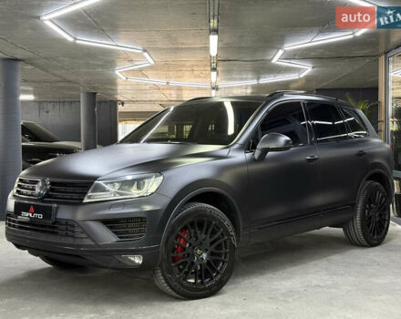 Черный Фольксваген Туарег, объемом двигателя 3 л и пробегом 162 тыс. км за 32900 $, фото 6 на Automoto.ua