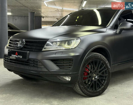 Черный Фольксваген Туарег, объемом двигателя 3 л и пробегом 162 тыс. км за 32900 $, фото 8 на Automoto.ua