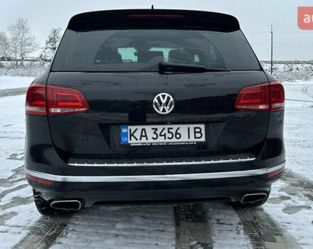 Черный Фольксваген Туарег, объемом двигателя 3 л и пробегом 223 тыс. км за 30000 $, фото 7 на Automoto.ua