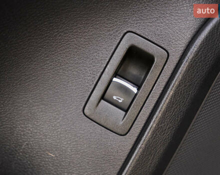 Черный Фольксваген Туарег, объемом двигателя 2.97 л и пробегом 259 тыс. км за 29700 $, фото 38 на Automoto.ua