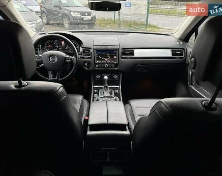 Чорний Фольксваген Туарег, об'ємом двигуна 3 л та пробігом 271 тис. км за 23900 $, фото 17 на Automoto.ua