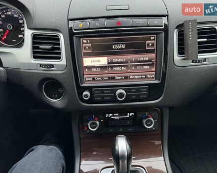 Черный Фольксваген Туарег, объемом двигателя 2.97 л и пробегом 278 тыс. км за 23990 $, фото 35 на Automoto.ua