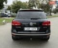 Черный Фольксваген Туарег, объемом двигателя 2.97 л и пробегом 178 тыс. км за 26500 $, фото 5 на Automoto.ua