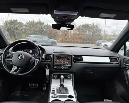 Черный Фольксваген Туарег, объемом двигателя 3 л и пробегом 68 тыс. км за 4700 $, фото 9 на Automoto.ua