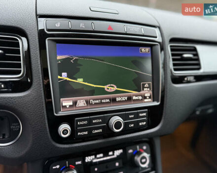 Чорний Фольксваген Туарег, об'ємом двигуна 3 л та пробігом 123 тис. км за 34900 $, фото 42 на Automoto.ua