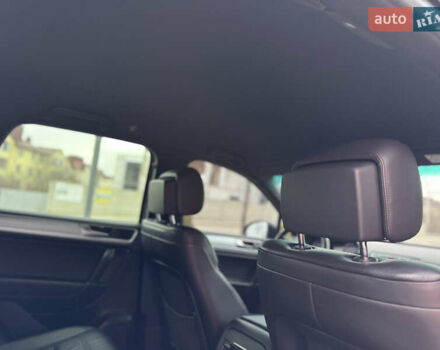 Черный Фольксваген Туарег, объемом двигателя 2.97 л и пробегом 131 тыс. км за 31000 $, фото 7 на Automoto.ua